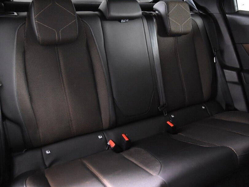 سيتروين دي إس ٣ 2025 Interior 