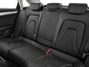 أودي A4 الداخلية 