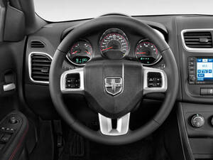 Dodge Avenger Interior 