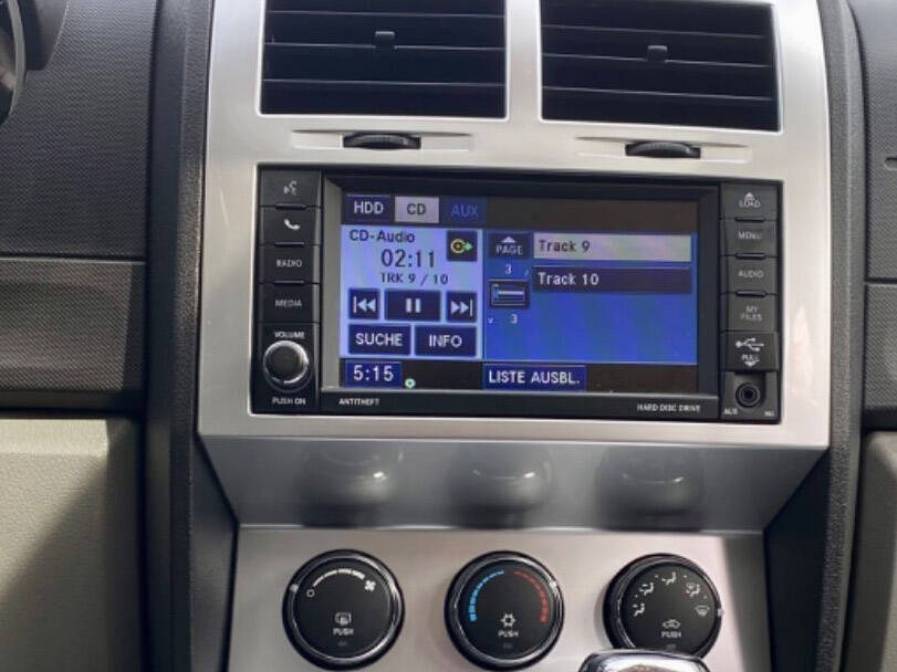 دودج نيترو Interior 