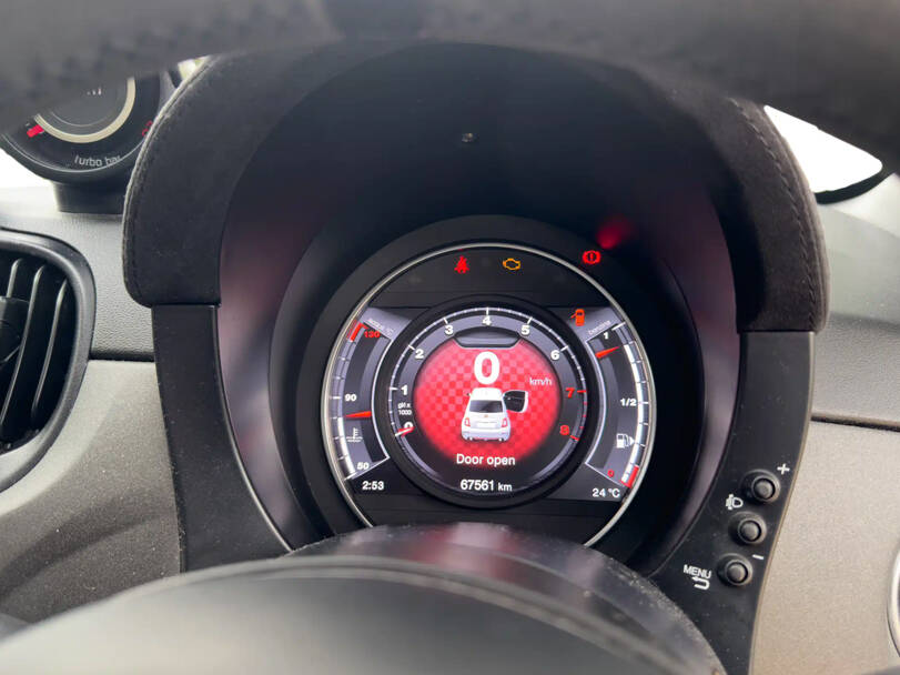 أبارث ٥٩٥ Interior 