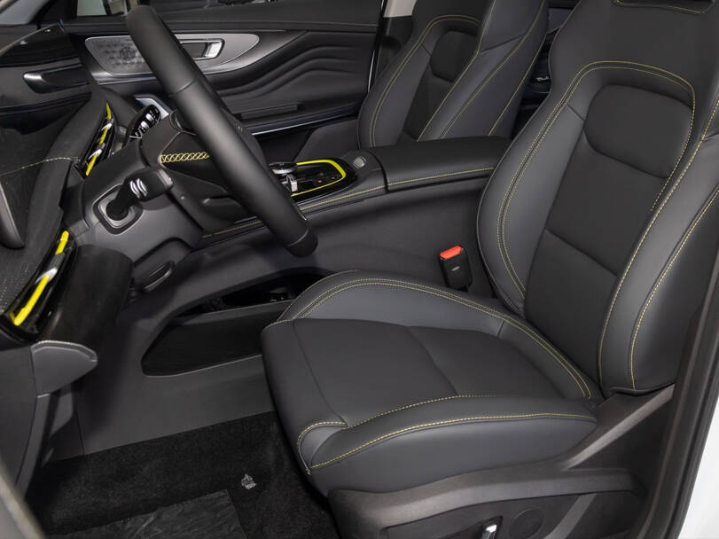 Exeed LX 2025 Interior 