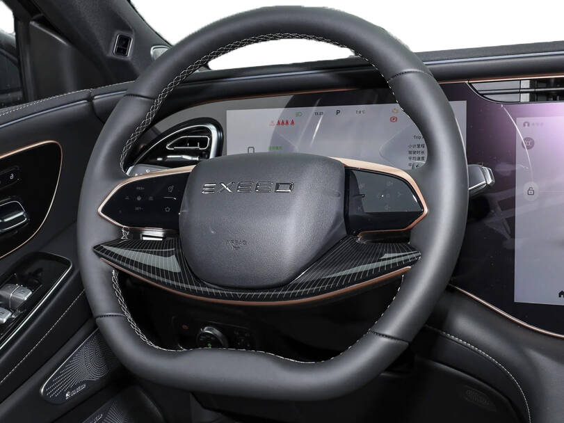 Exeed VX 2025 Interior 