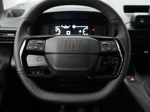 فيات دوبلو الداخلية 