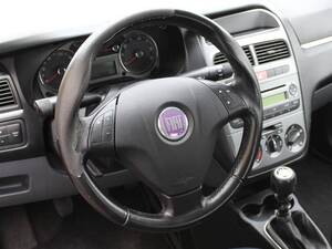 فيات لينيا الداخلية 