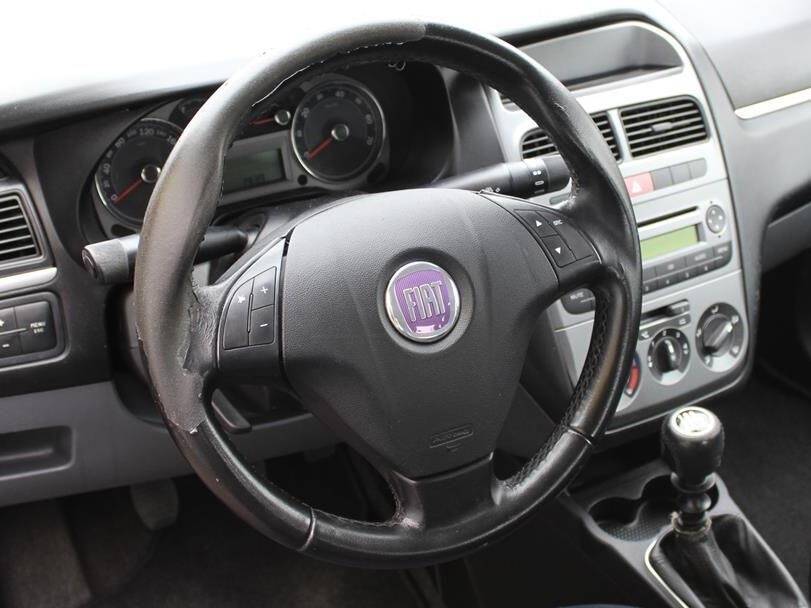 فيات لينيا Interior 