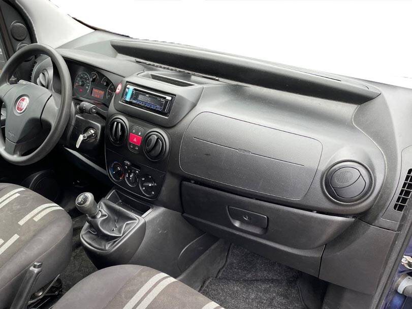 فيات كوبو Interior 