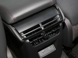 فورد مونديو الداخلية 