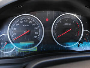 فوتون إس يو بي الداخلية 