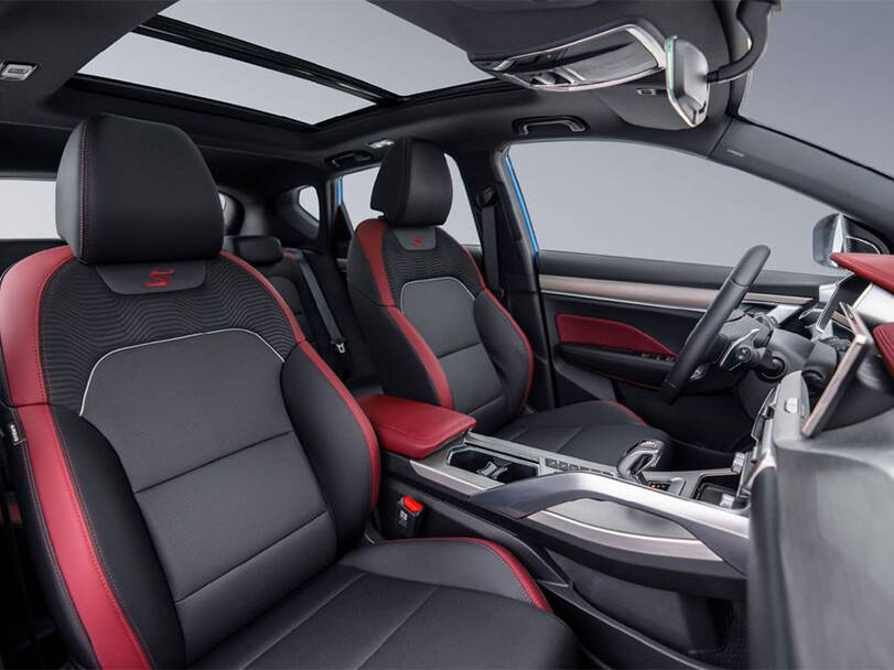 جيلي كولراي 2025 Interior 