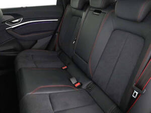 أودي Q8 إي ترون الداخلية 