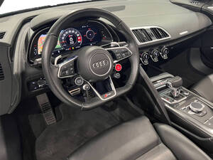 أودي R8 الداخلية 