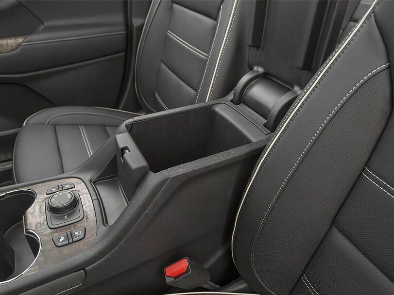جي إم سي أكاديا Interior 