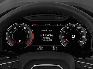 أودي RS Q8 الداخلية 