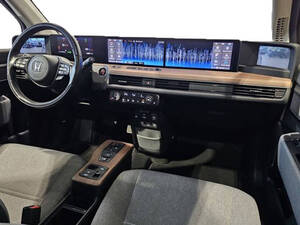 Honda E Interior 