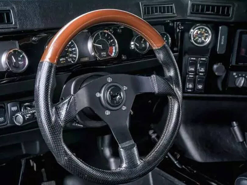 Hummer H1 Interior 