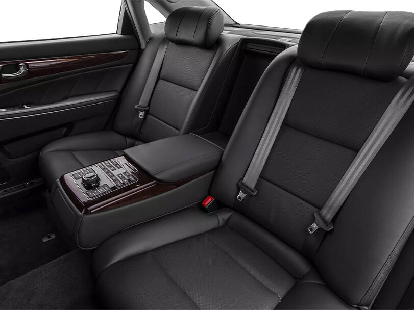 هيونداي سنتينيال Interior 