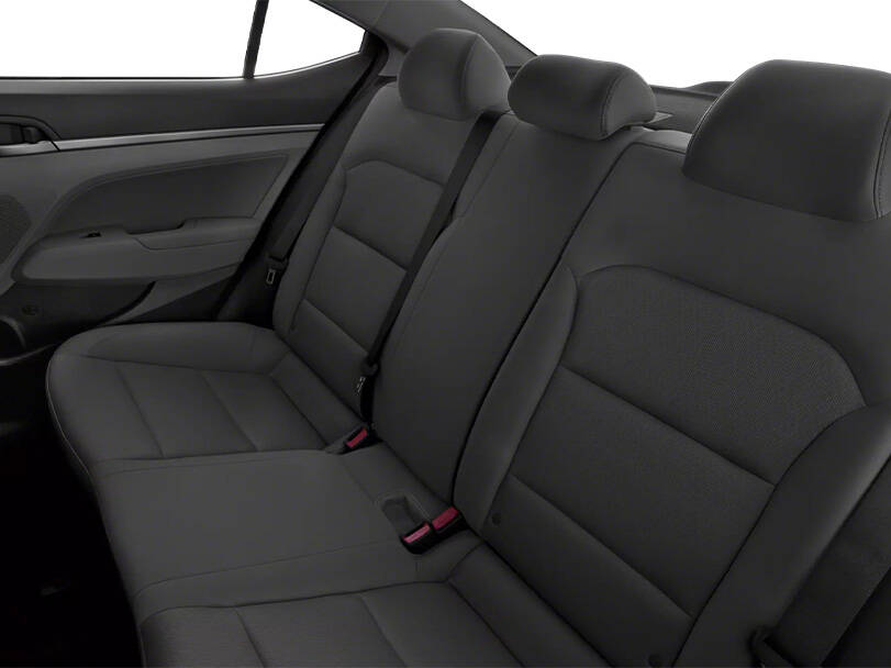 Hyundai Elantra Interior 