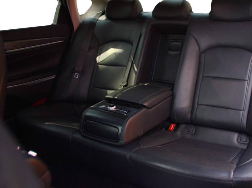 هيونداي جراندور الجيل السادس Interior 