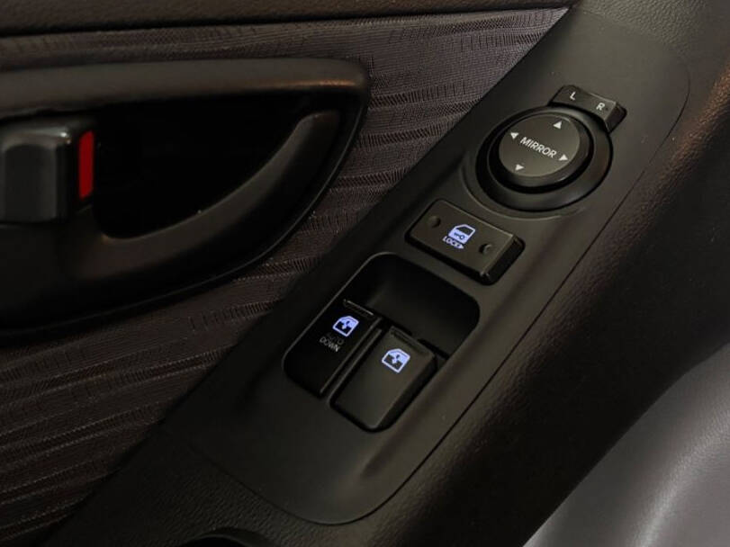 هيونداي إتش ١ Interior 