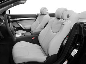 إنفينيتي جي ٣٧ الداخلية 