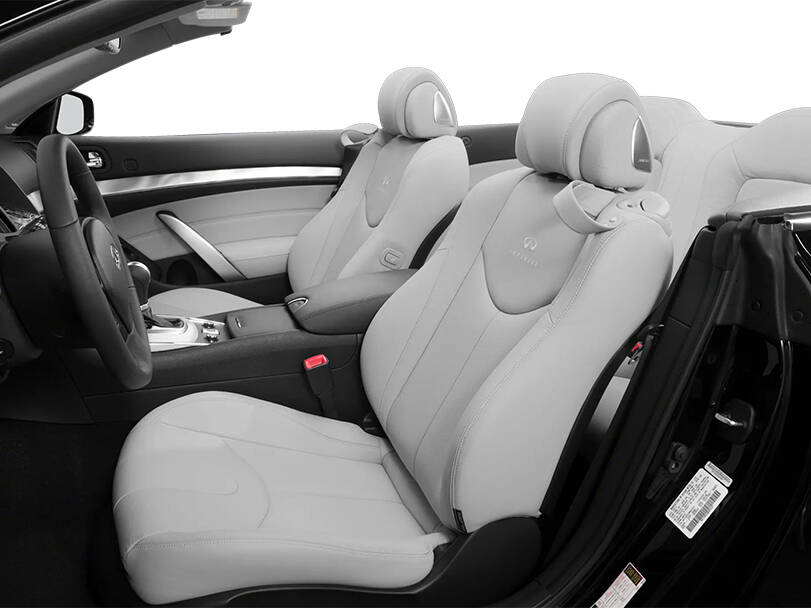 Infiniti G37 Interior 