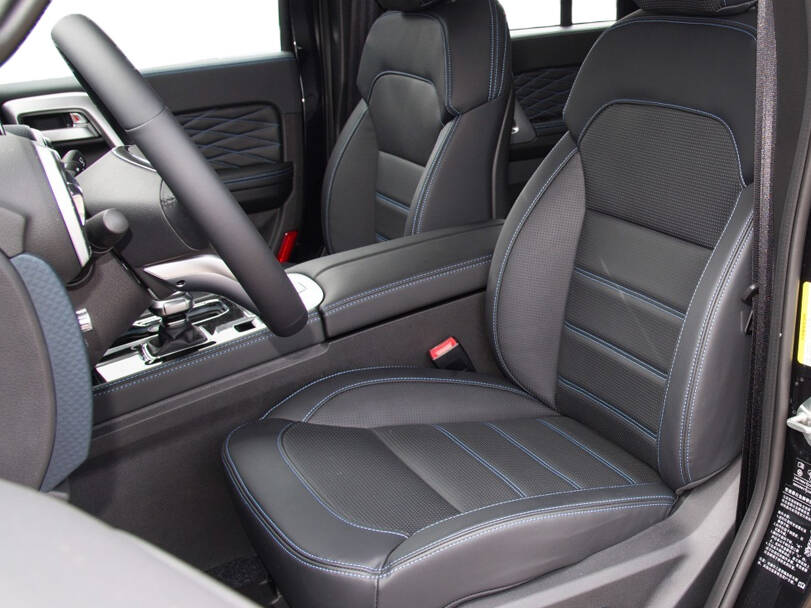 بايك بي جي ٤٠ Interior 
