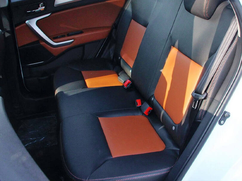 جاك جي إس ٣ 2025 Interior 