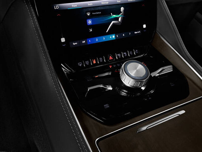 جيب جراند واجونير 2025 Interior 