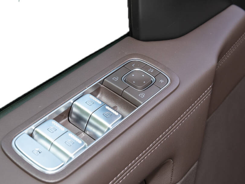 بايك بي جي ٦٠ Interior 